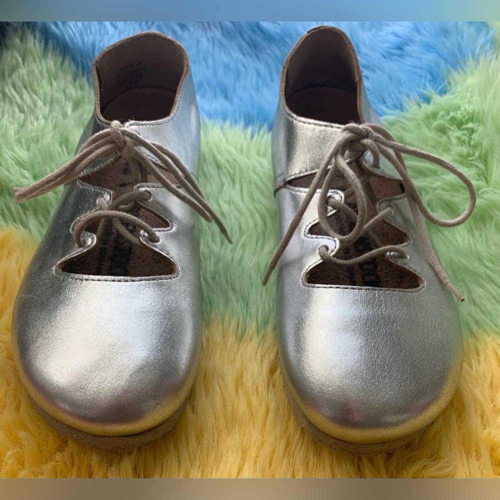 Excellent Condition Pre-Owned, Birkenstock Rye Silver Leather Ballet Flats, Sz 6 - Picture 7 of 9